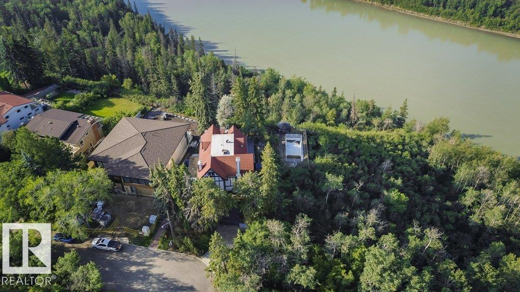 8638 SASKATCHEWAN DR NW, Edmonton