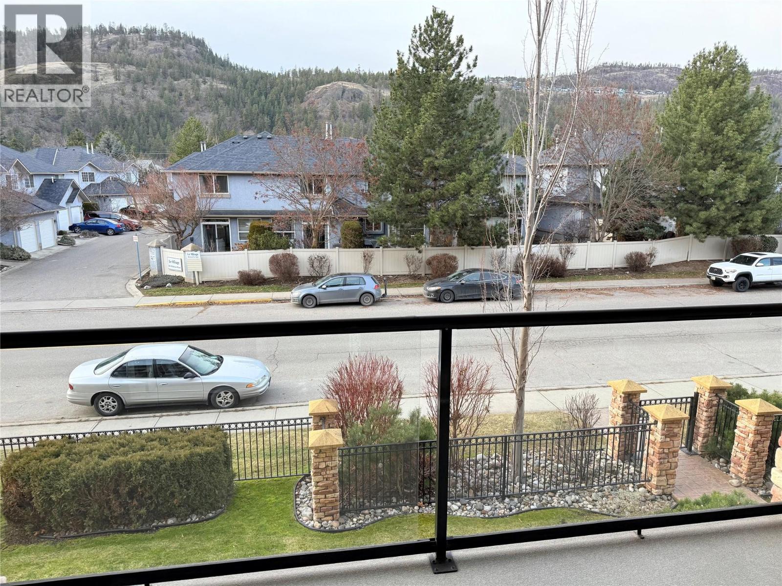 208 305 Whitman Road, Kelowna