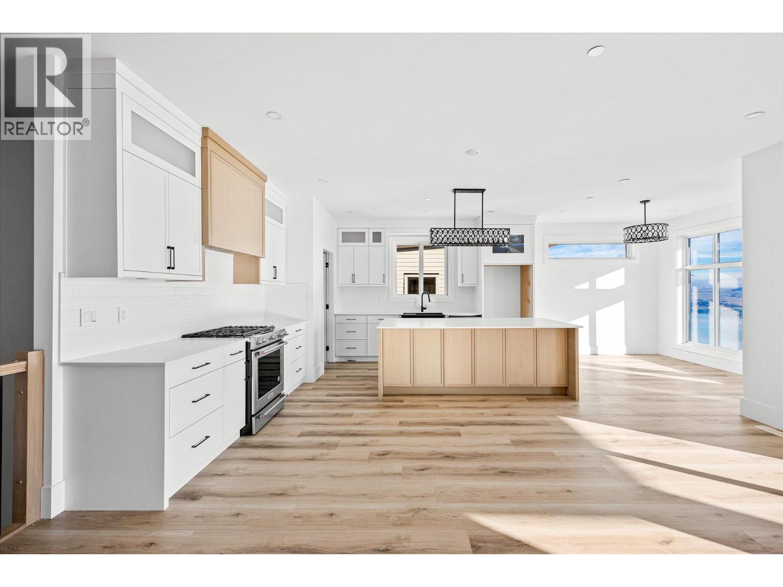  8944 Tavistock Road, Vernon