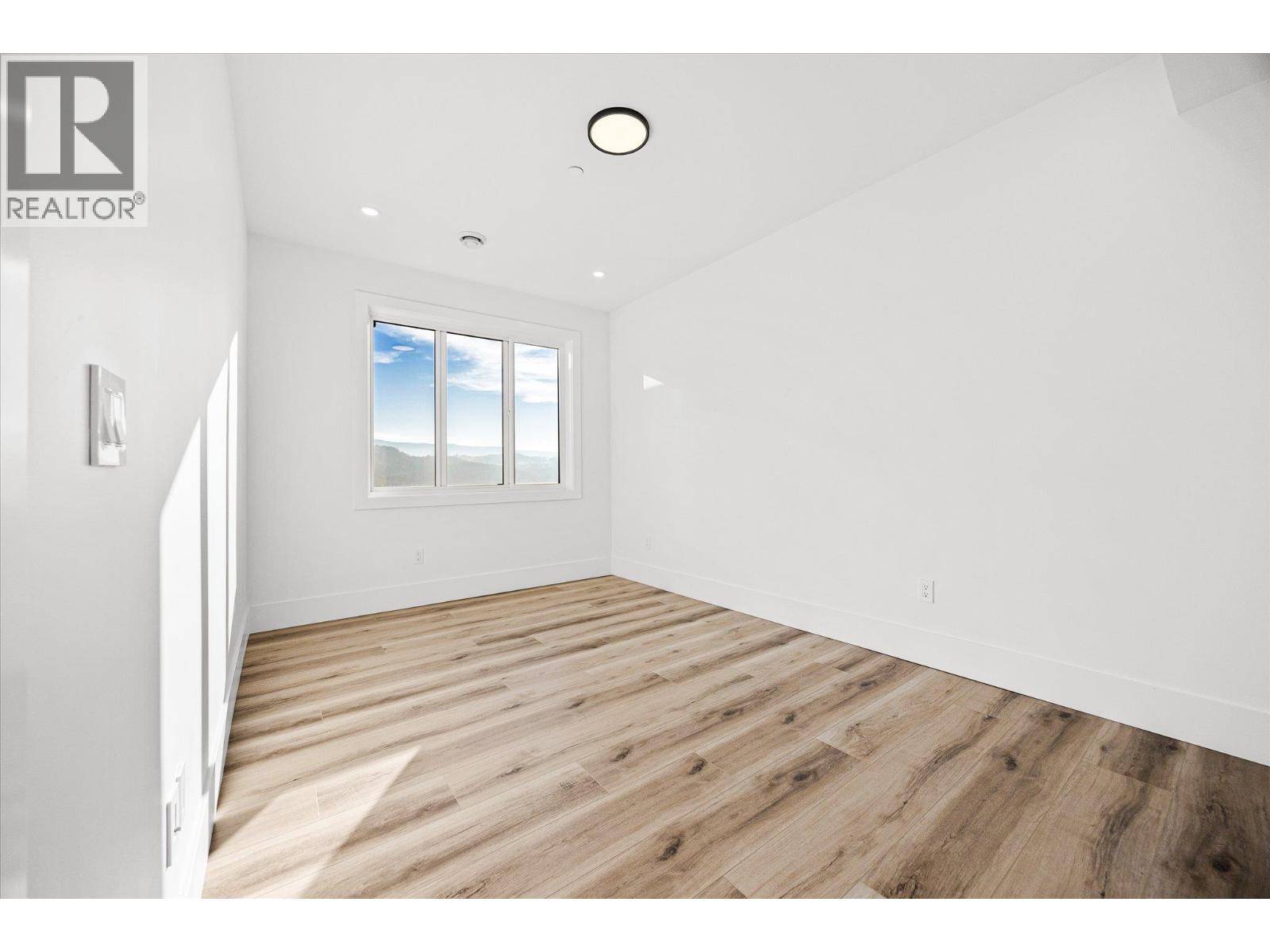  8944 Tavistock Road, Vernon