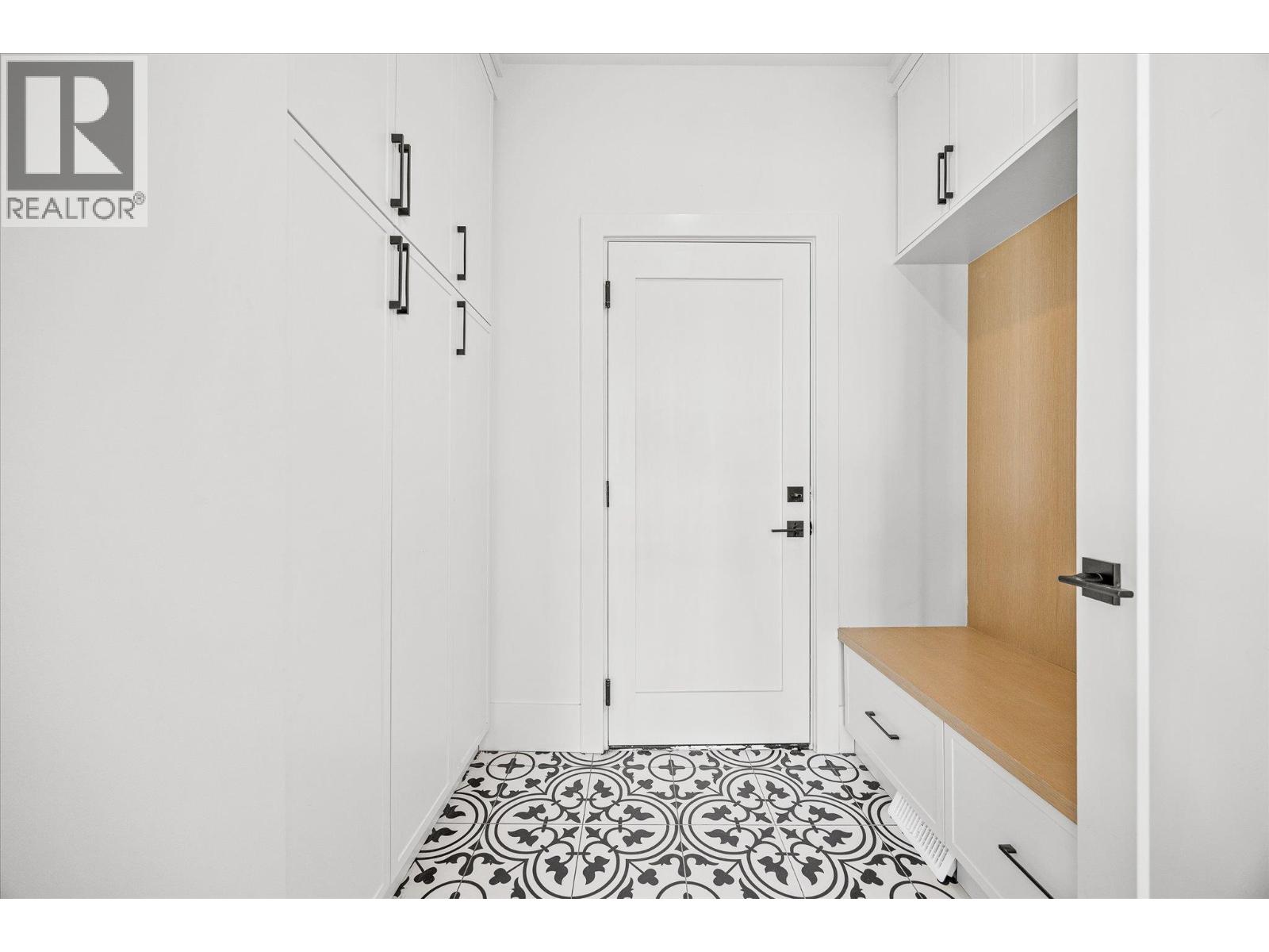  8944 Tavistock Road, Vernon