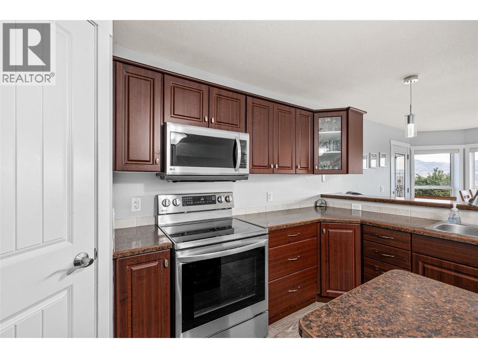 1306 2440 Old Okanagan Highway, West Kelowna