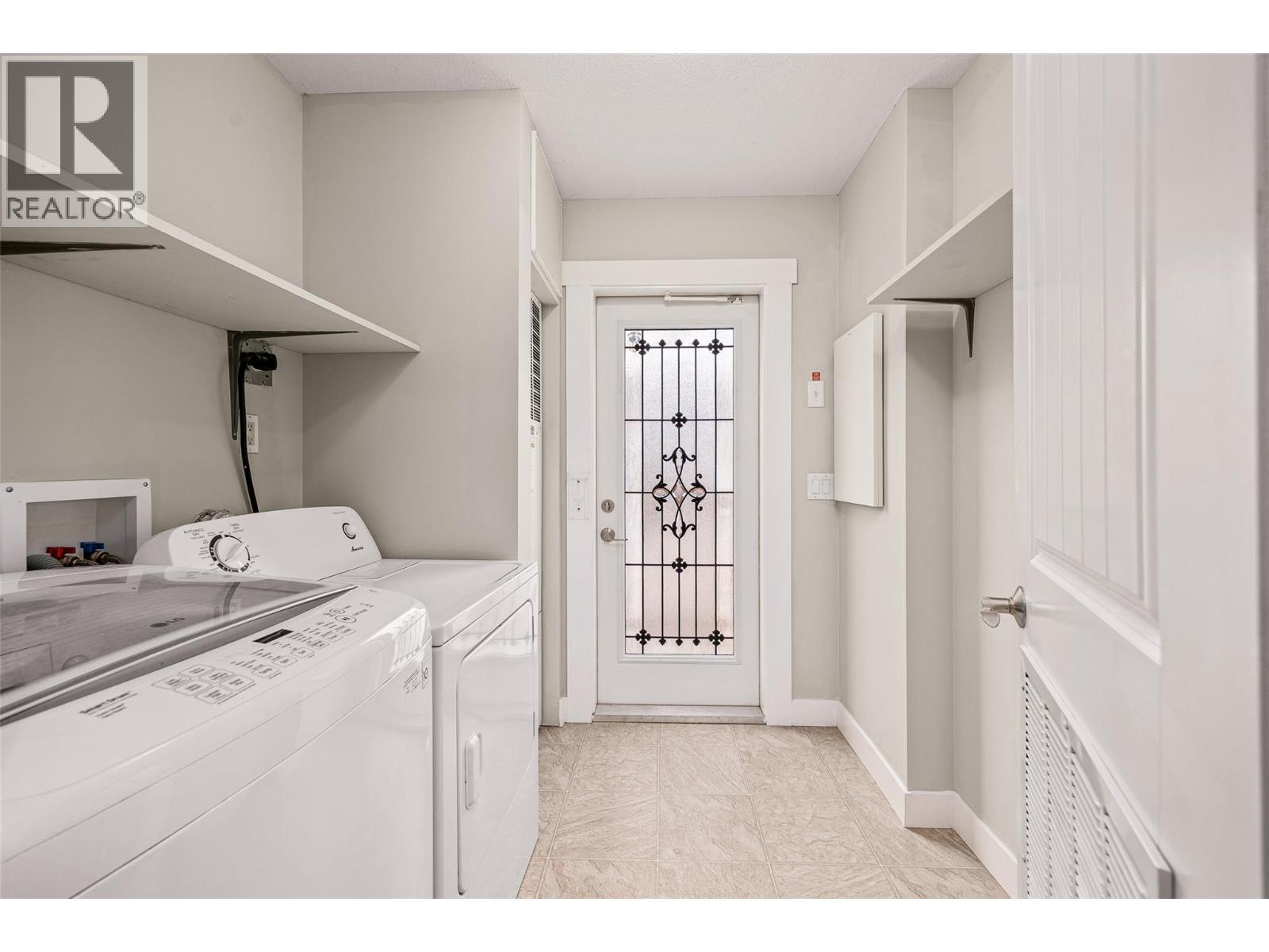 1306 2440 Old Okanagan Highway, West Kelowna