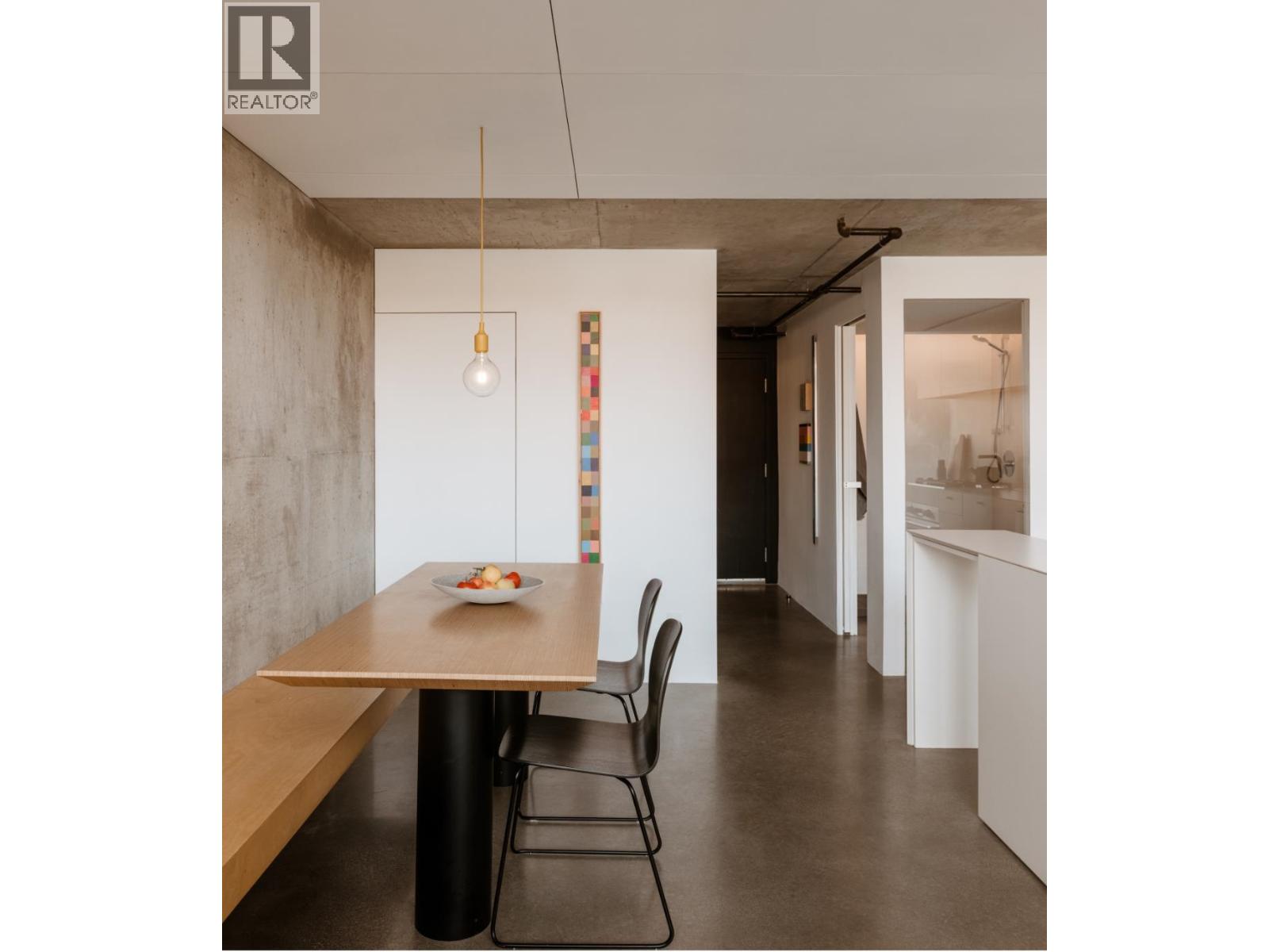 405 289 ALEXANDER STREET, Vancouver