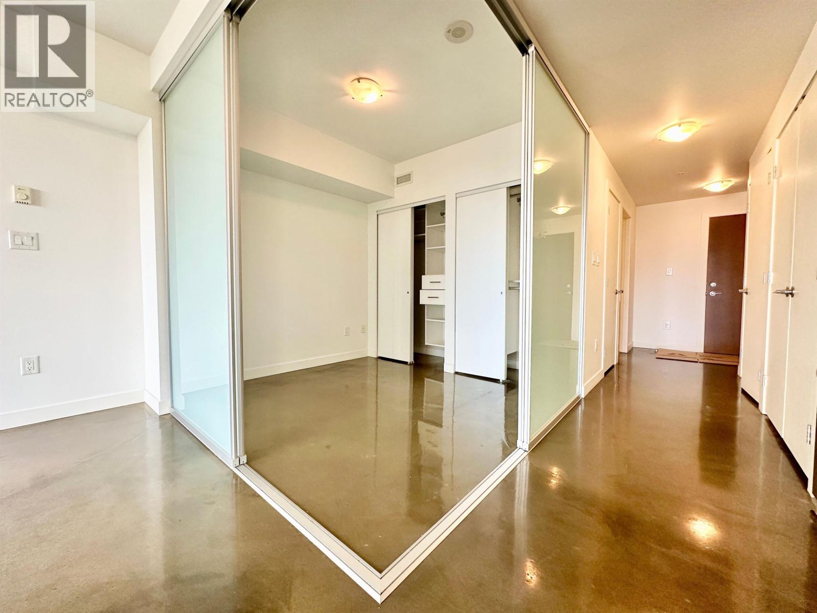 706 221 UNION STREET, Vancouver