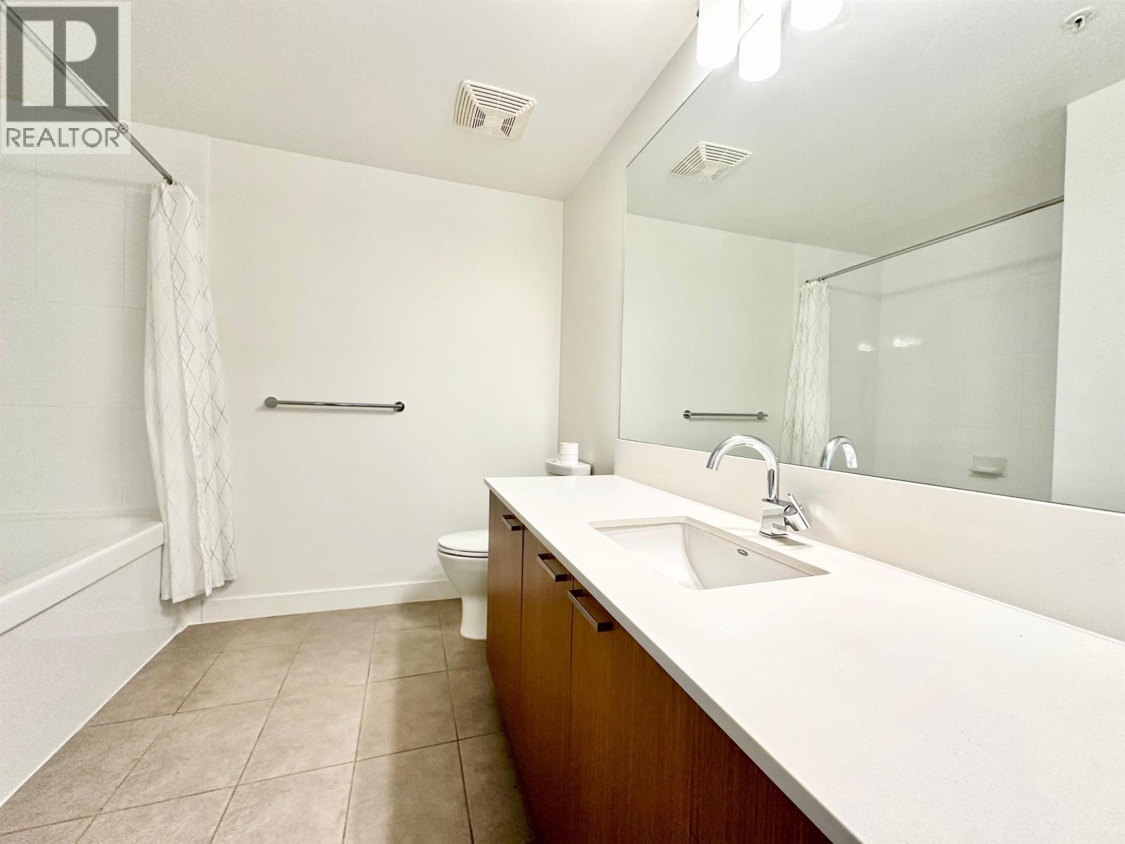 706 221 UNION STREET, Vancouver