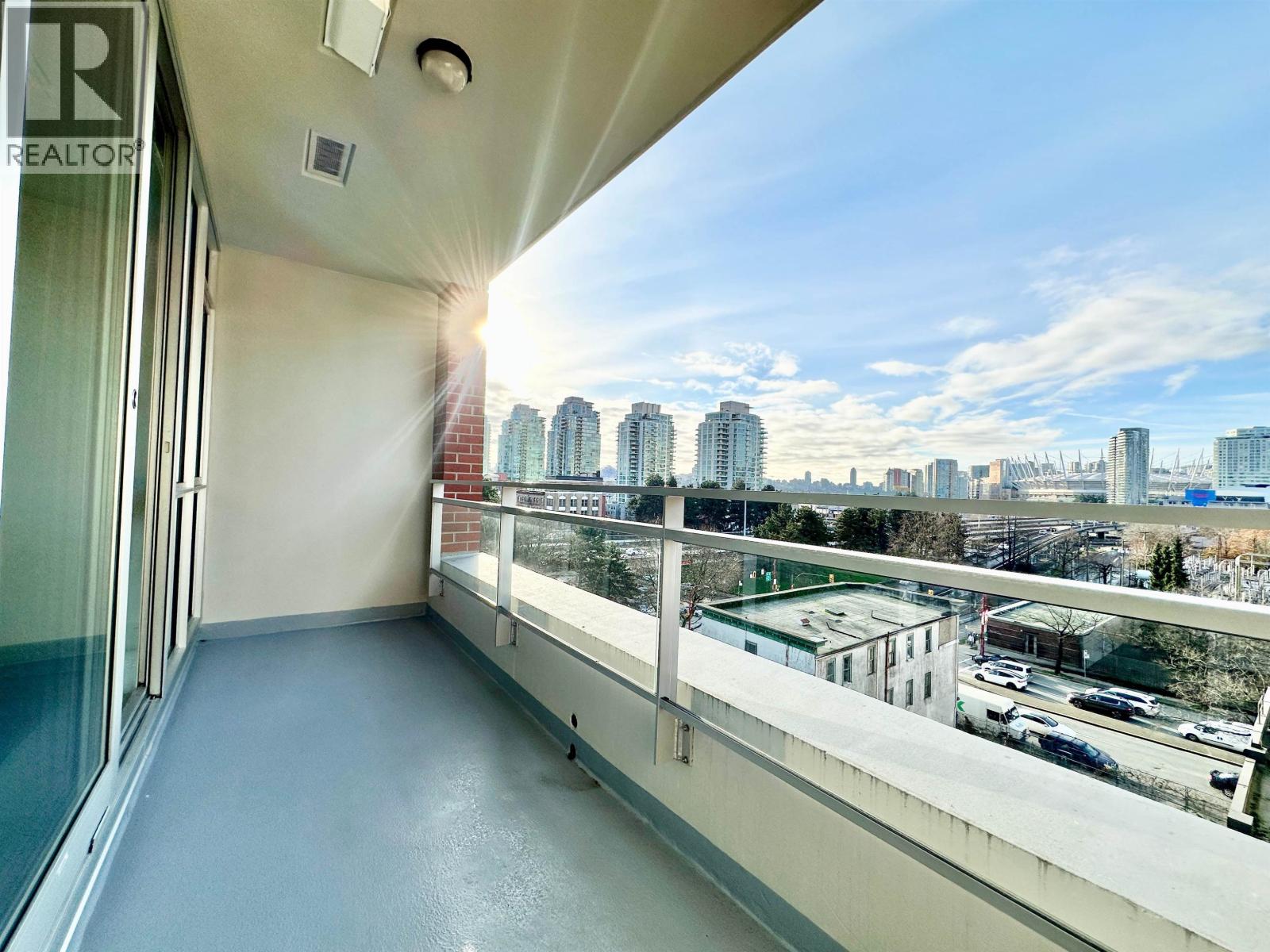 706 221 UNION STREET, Vancouver