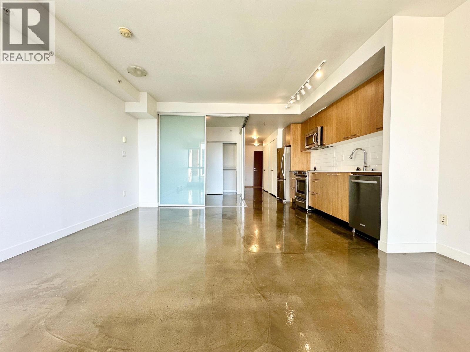 706 221 UNION STREET, Vancouver