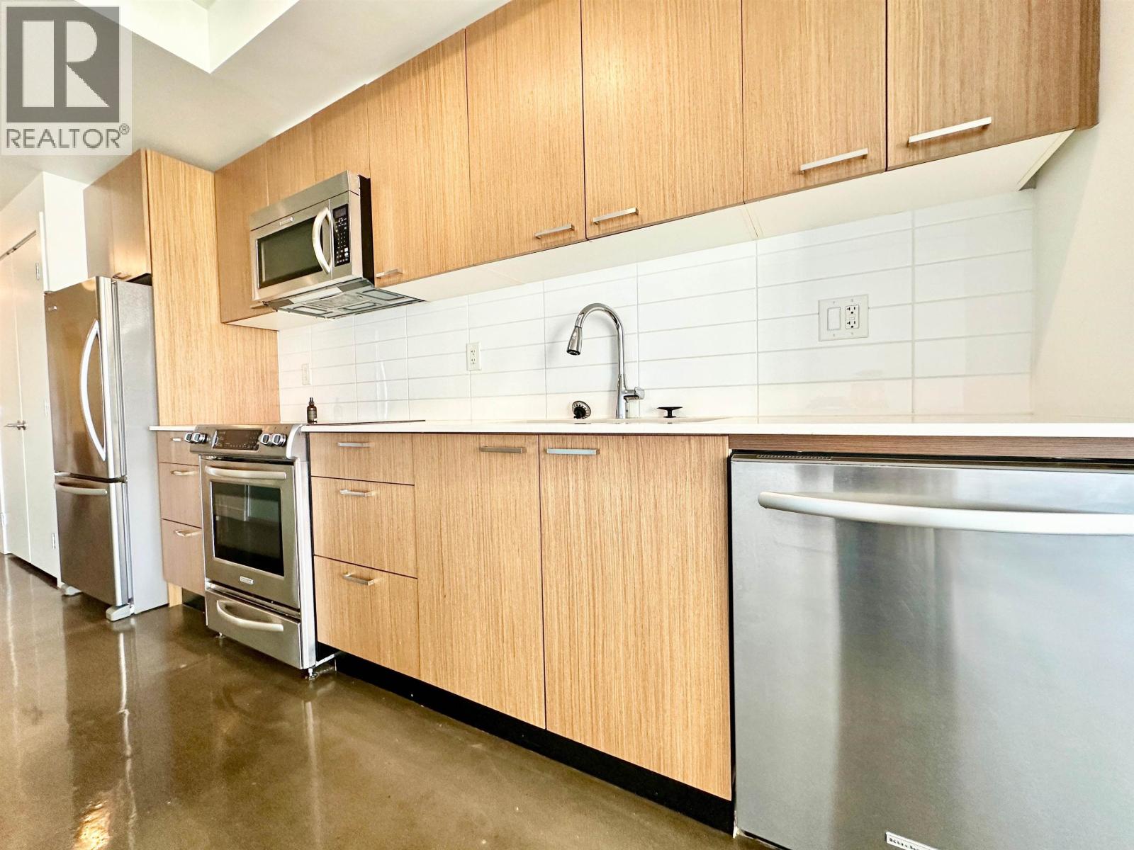 706 221 UNION STREET, Vancouver