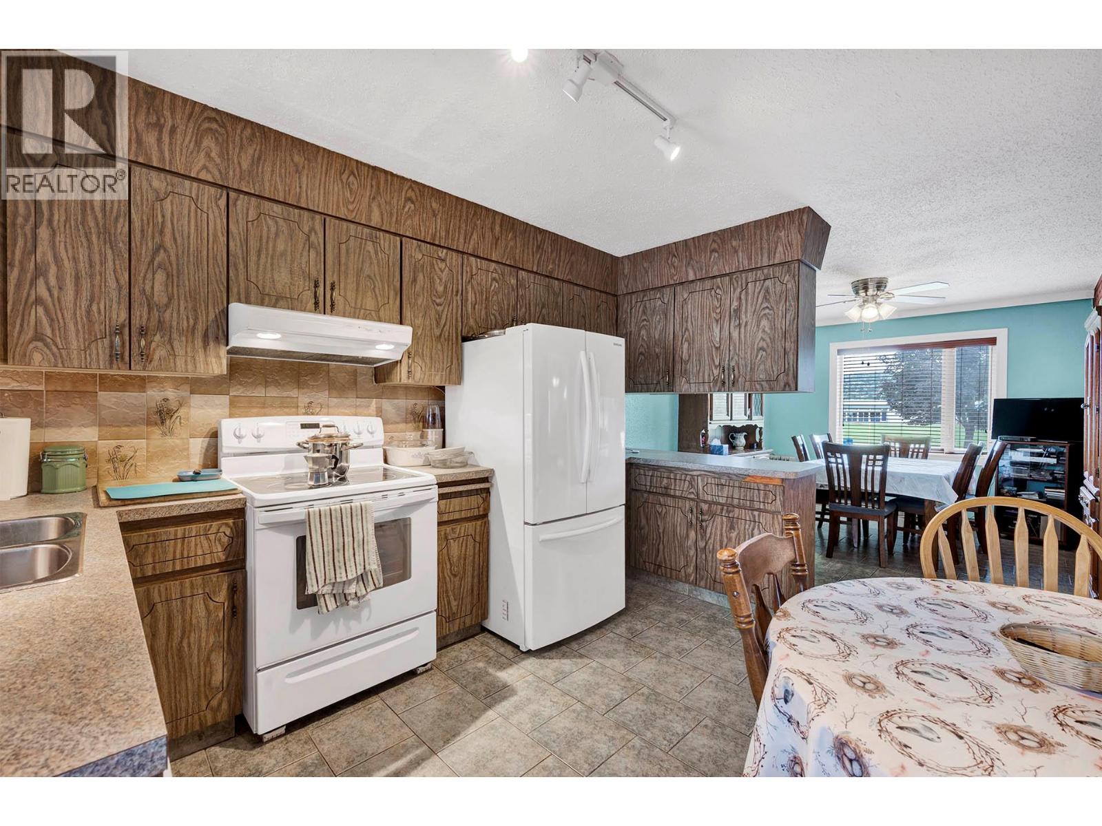 307 HOLLY AVENUE - 6