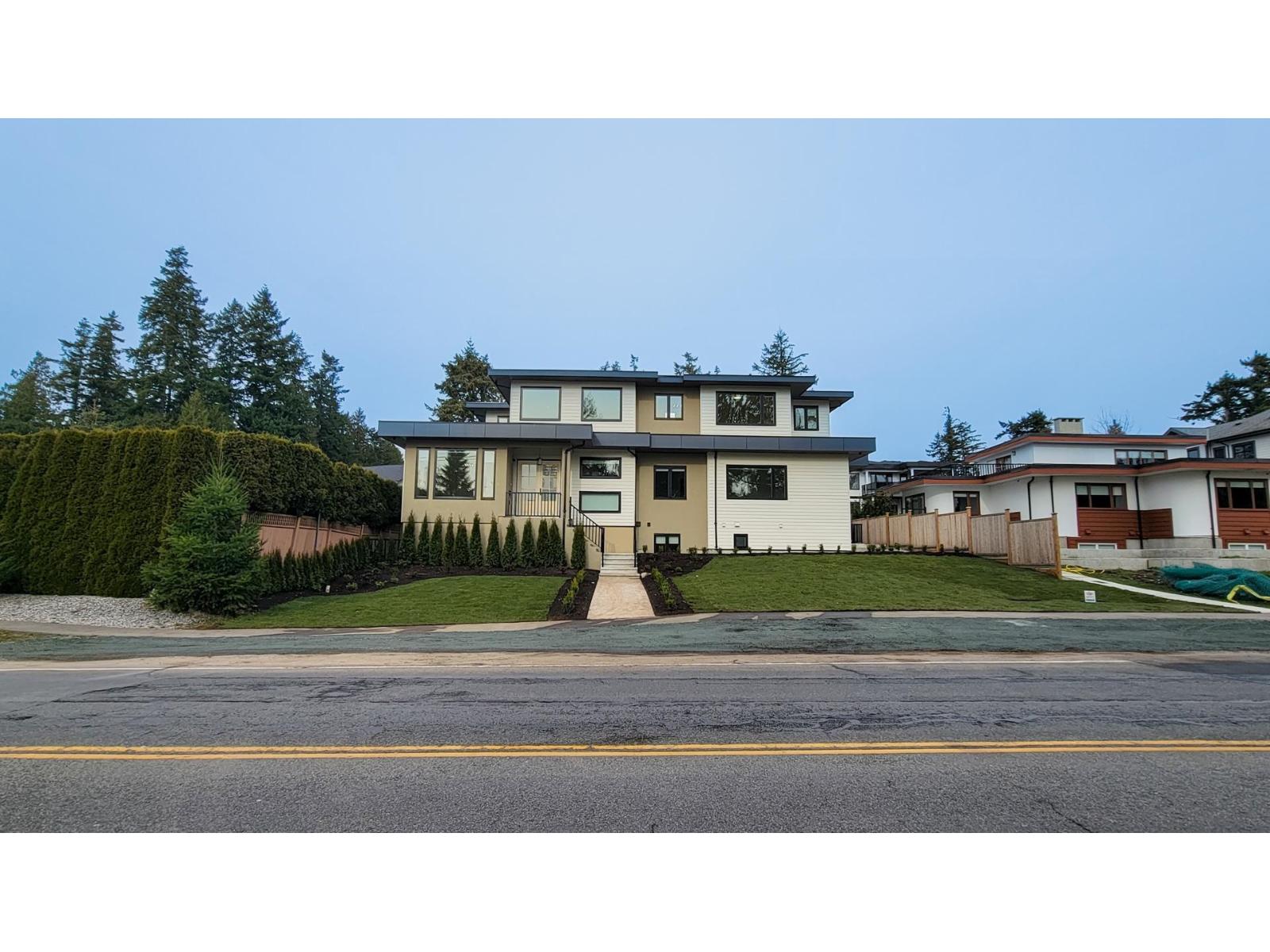 13525 16TH AVENUE - Photo 2 of 40, Surrey, British Columbia