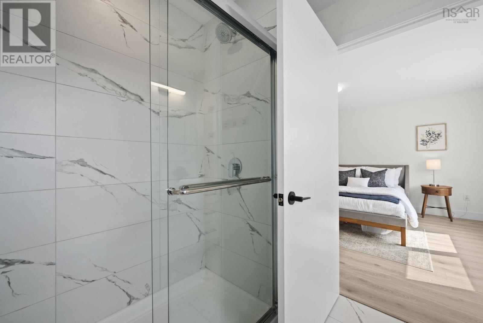 Property 26 of 49 of 126 Tyler Street