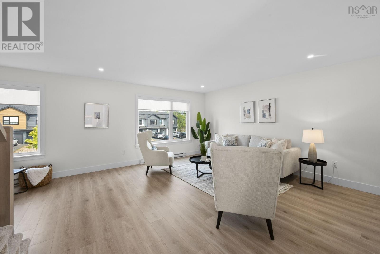 Property 4 of 49 of 126 Tyler Street