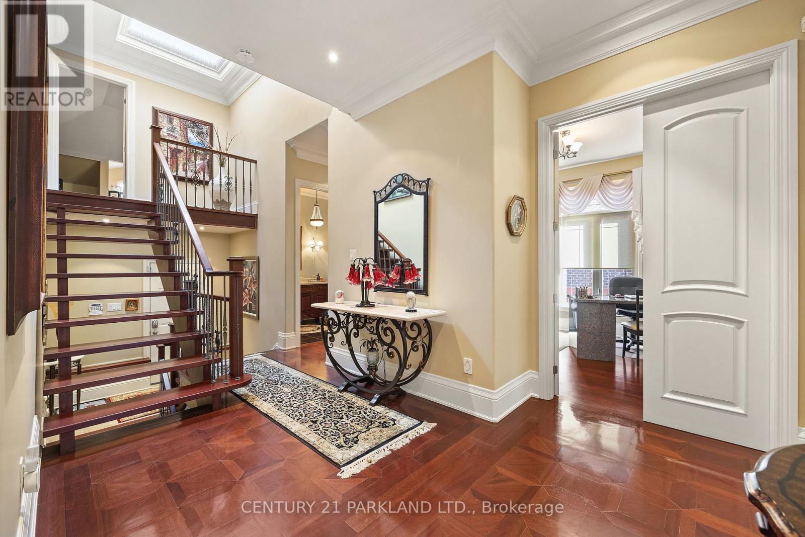 16 BOYLE DRIVE - 21