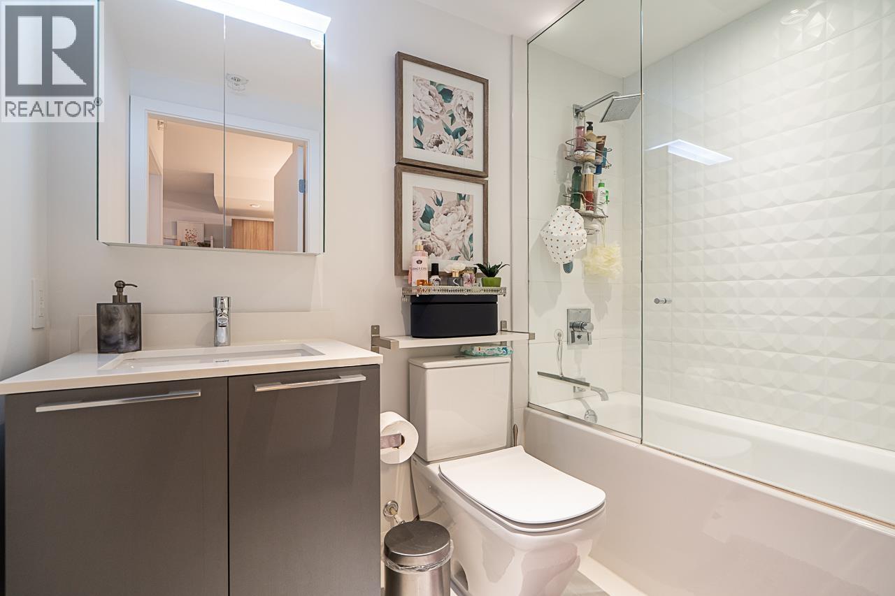 1106 4638 GLADSTONE STREET, Vancouver