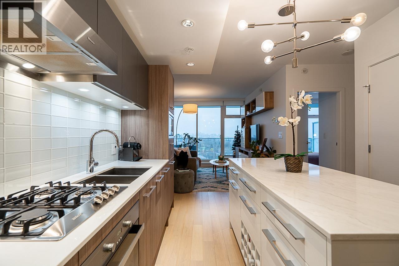 1106 4638 GLADSTONE STREET, Vancouver