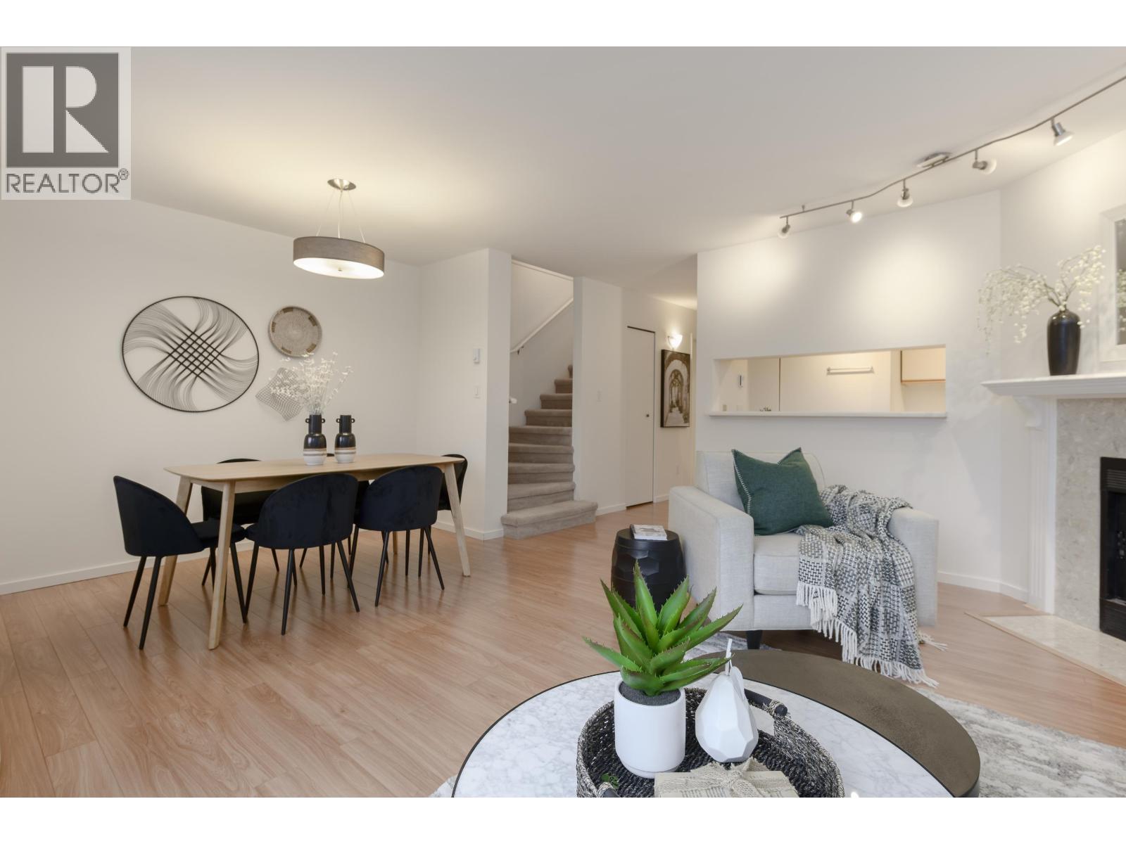 6 4245 SOPHIA STREET, Vancouver