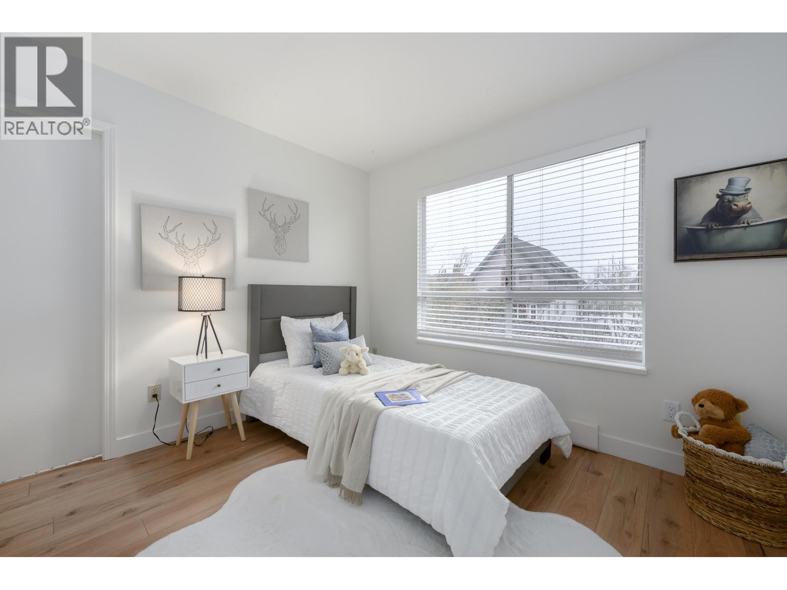 6 4245 SOPHIA STREET, Vancouver