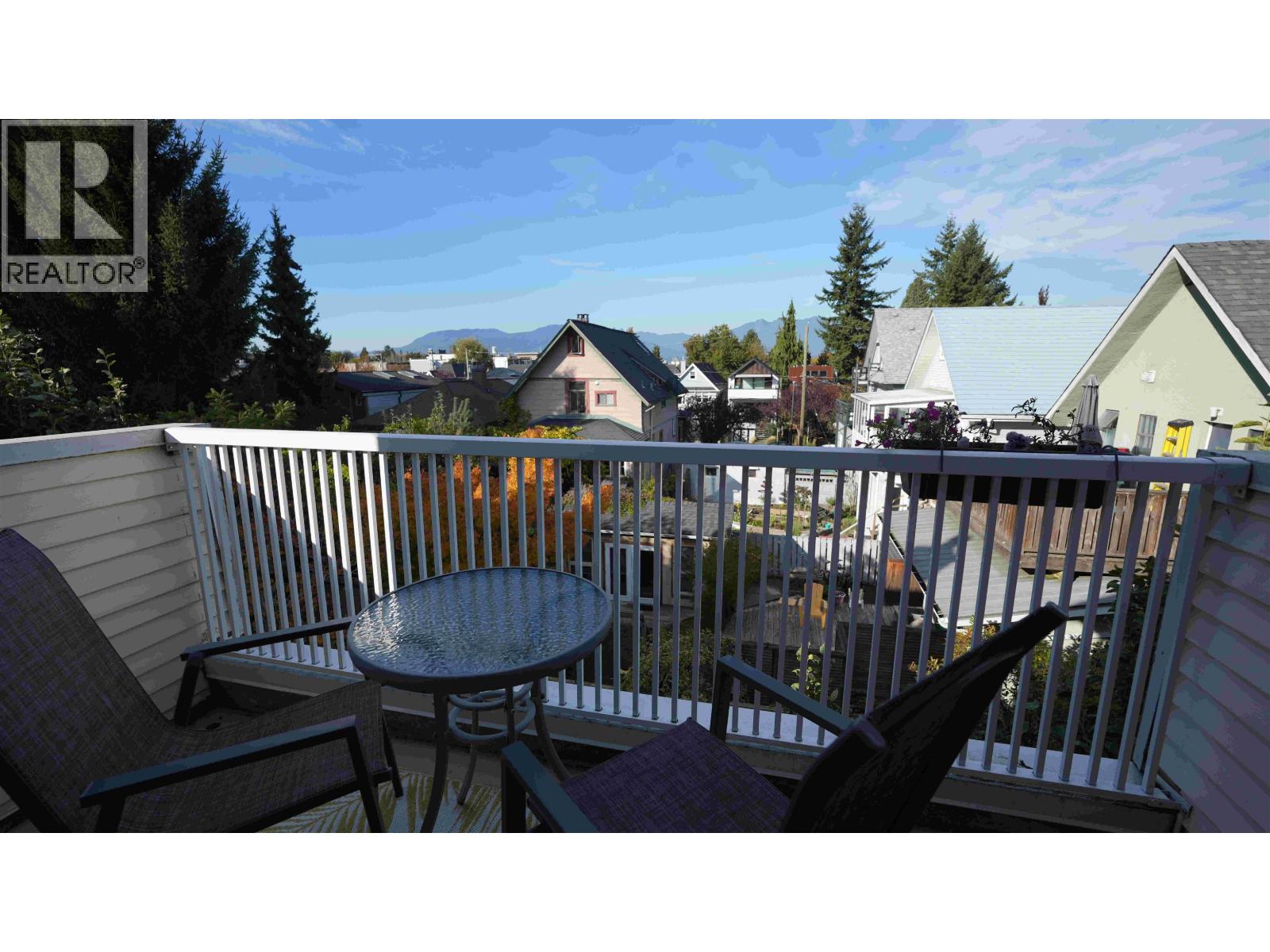 6 4245 SOPHIA STREET, Vancouver