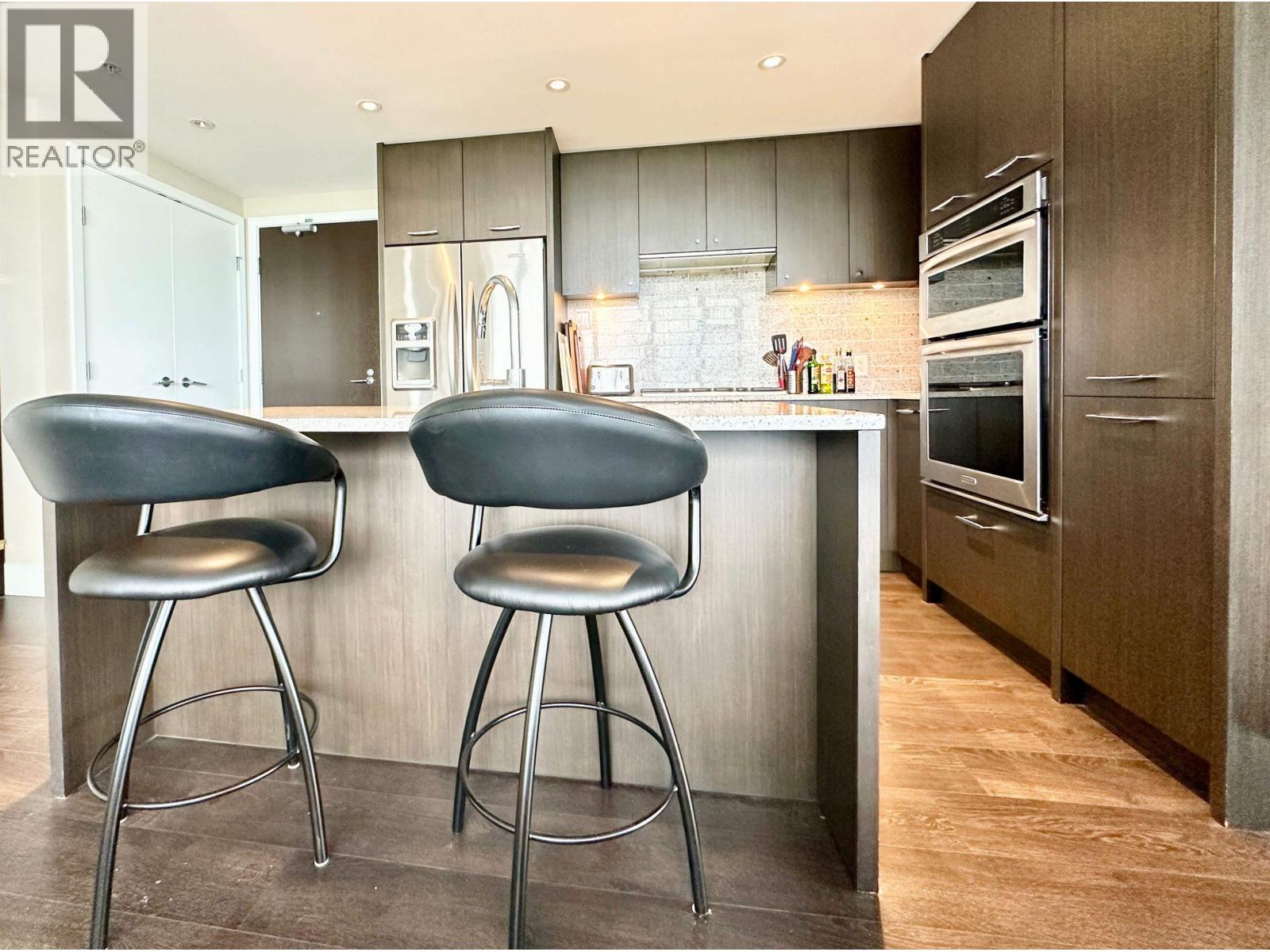 1006 150 W 15TH STREET, Vancouver