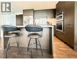 1006 150 W 15th Street, Vancouver, BC V7M1R5 Photo 11
