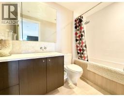 1006 150 W 15th Street, Vancouver, BC V7M1R5 Photo 13