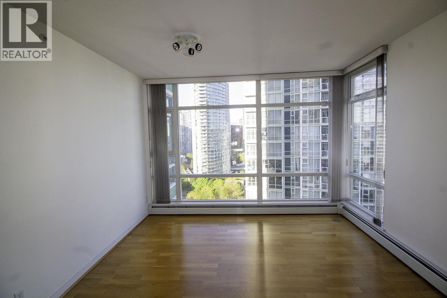 1905 198 AQUARIUS MEWS, Vancouver