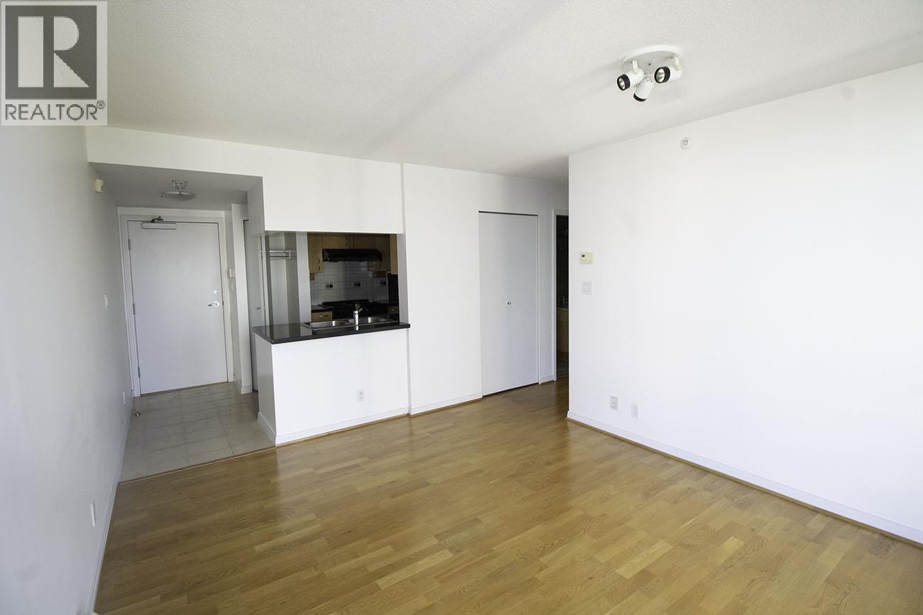 1905 198 AQUARIUS MEWS, Vancouver