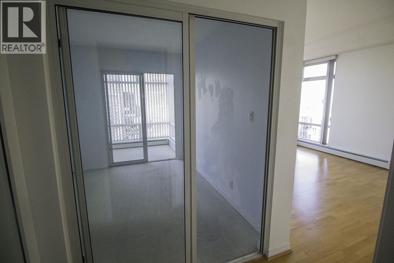 1905 198 AQUARIUS MEWS, Vancouver