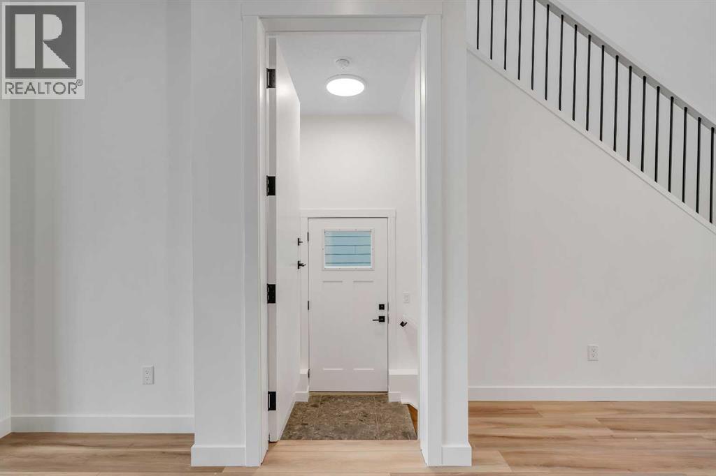 Single Family House for Sale in   Avenue NW Bowness Calgary 