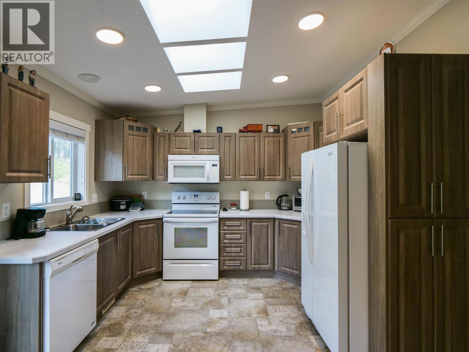 2281 BLACKWATER ROAD, Quesnel