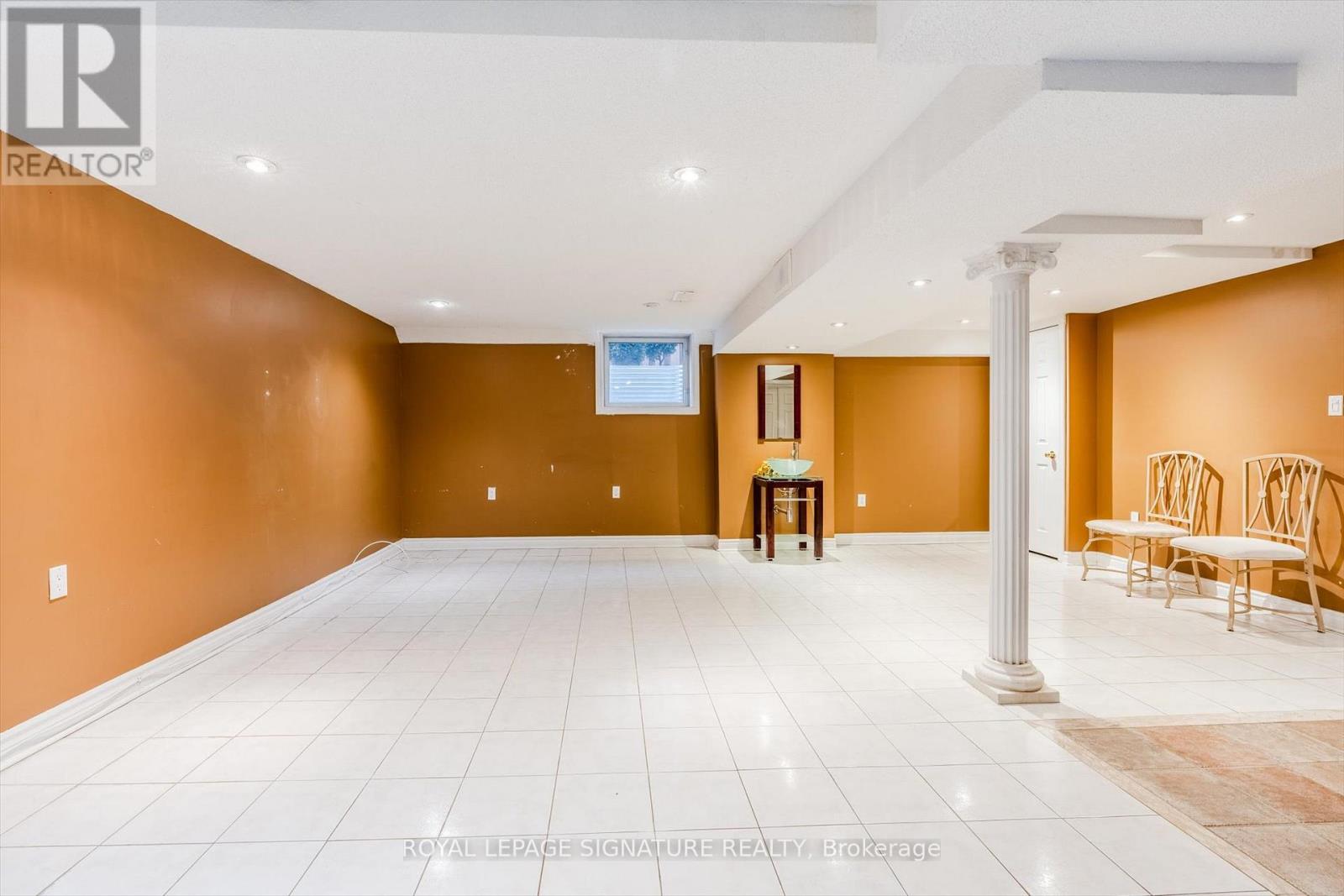 BSMT - 6382 DONWAY DRIVE - Photo 5 of 13, Mississauga (East Credit), Ontario