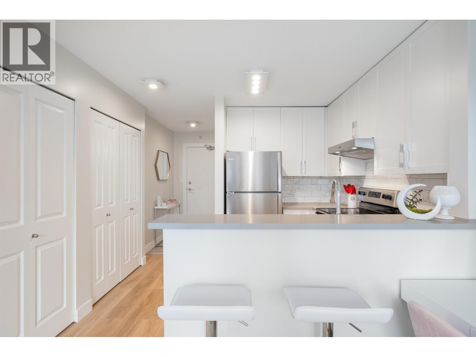 1103 1295 RICHARDS STREET, Vancouver