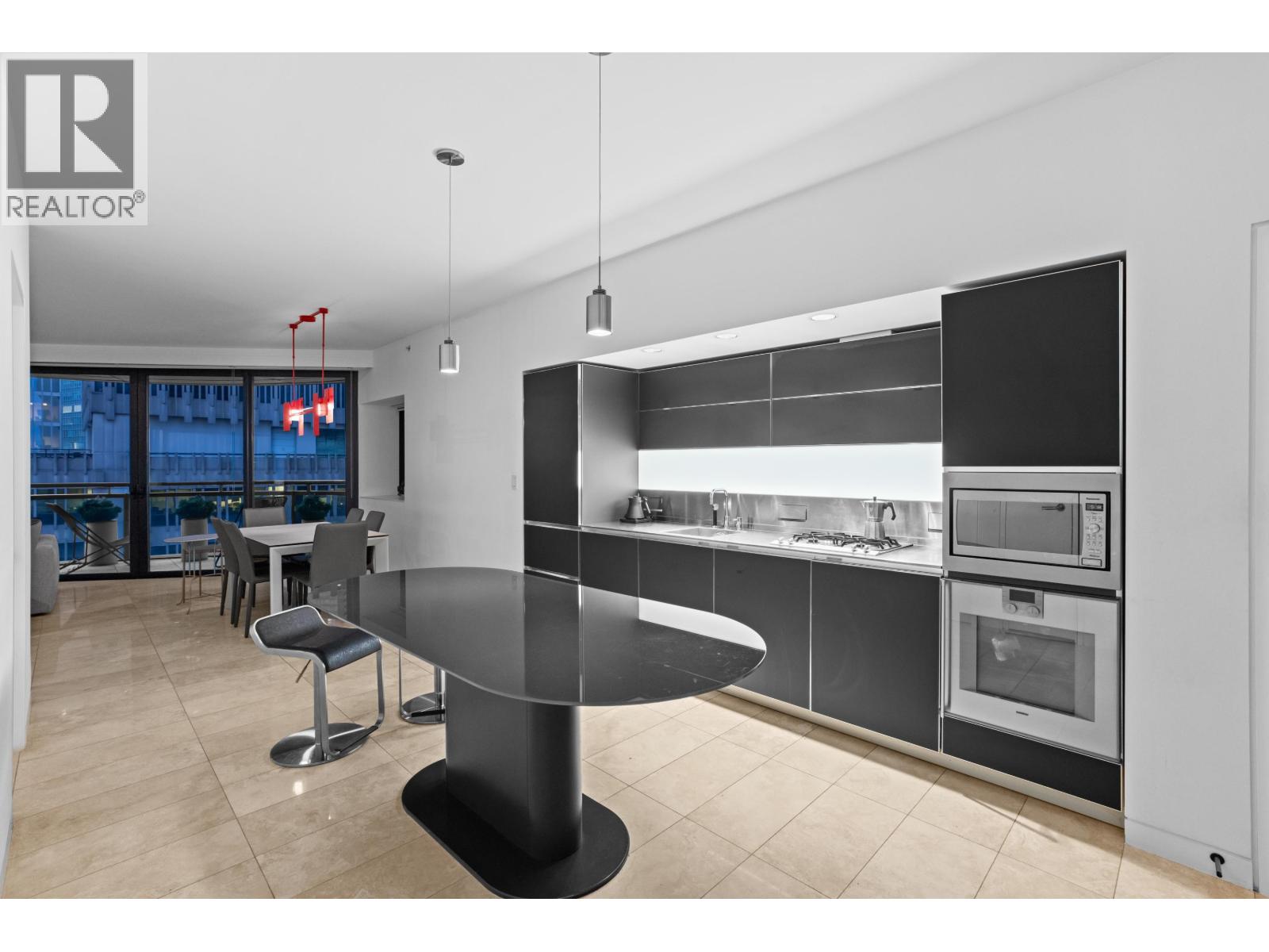 1807 838 W HASTINGS STREET, Vancouver