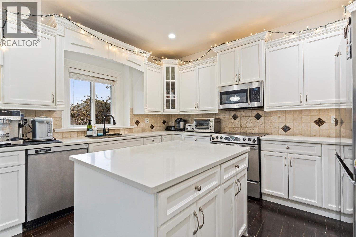 24680 103A AVENUE, Maple Ridge