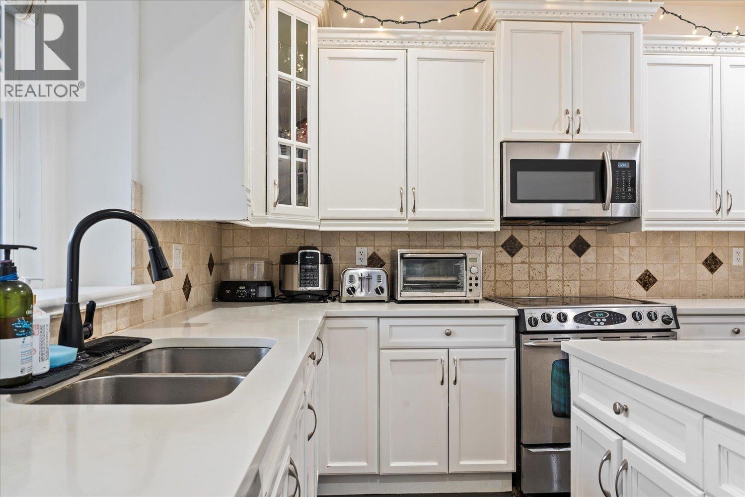 24680 103A AVENUE, Maple Ridge