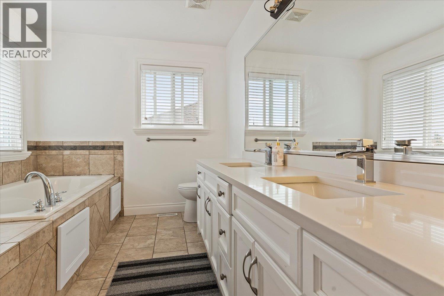 24680 103A AVENUE, Maple Ridge