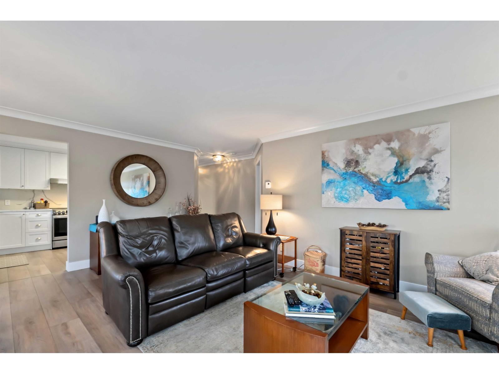 202 1488 MERKLIN STREET, White Rock