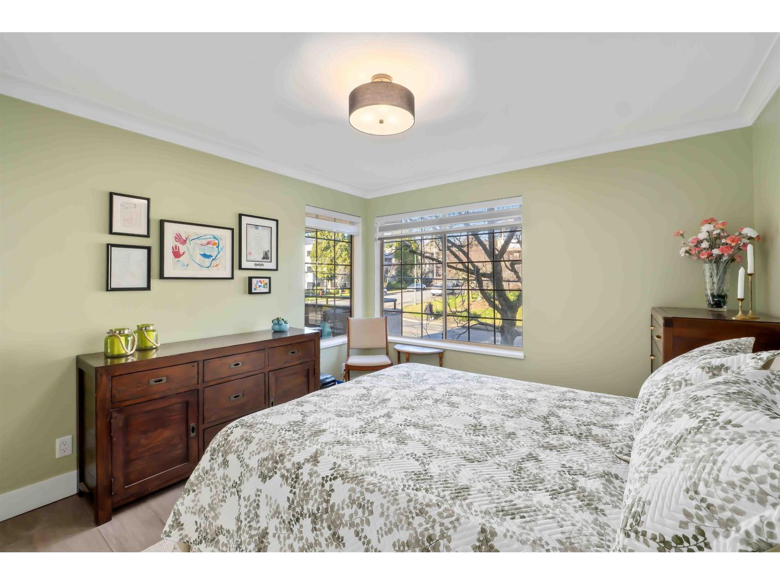 202 1488 MERKLIN STREET, White Rock