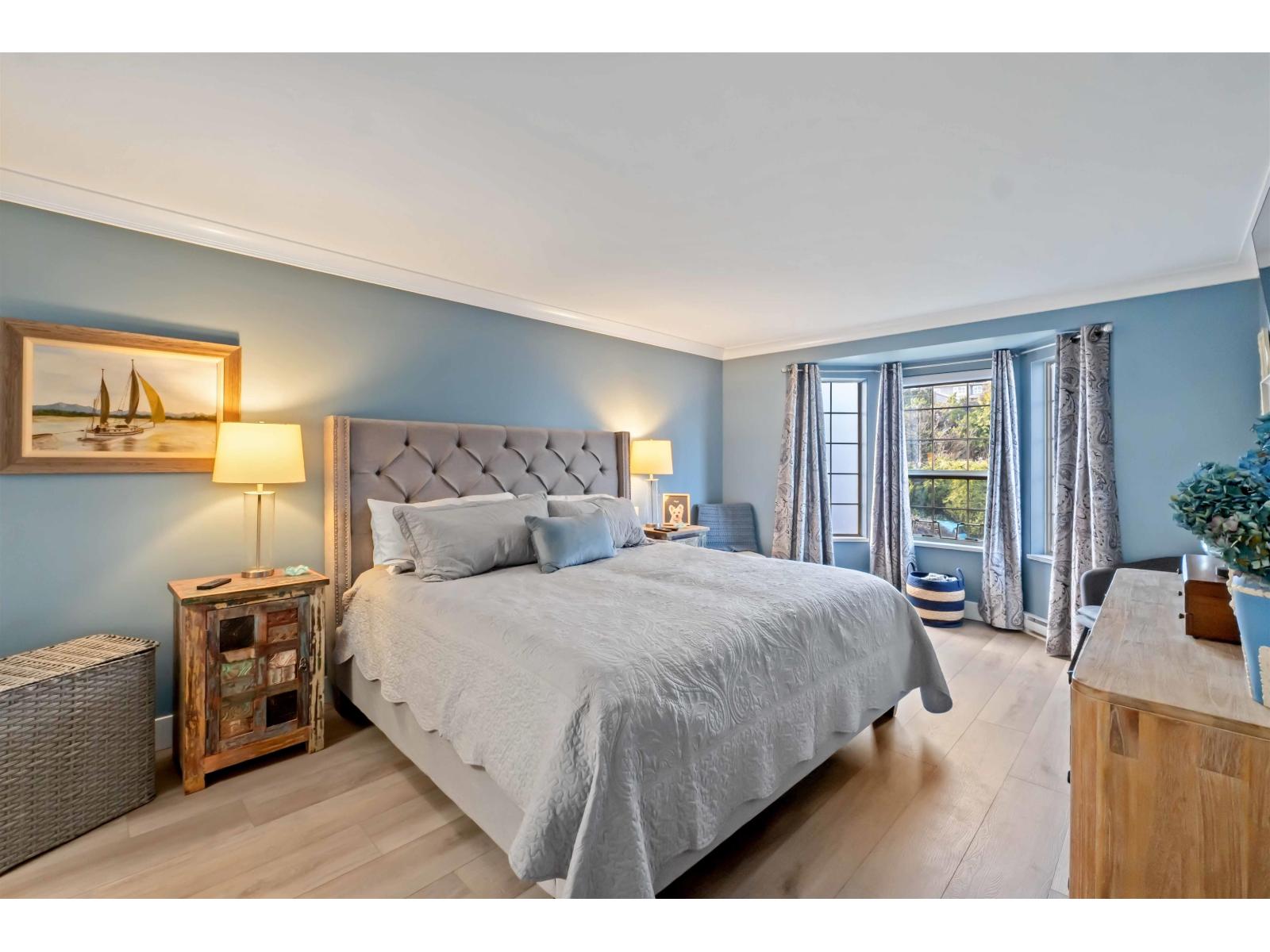 202 1488 MERKLIN STREET, White Rock