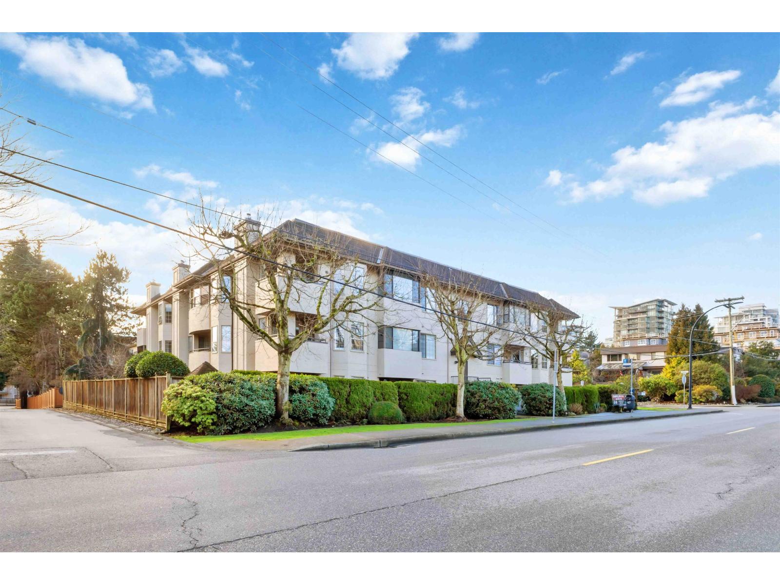 202 1488 MERKLIN STREET, White Rock