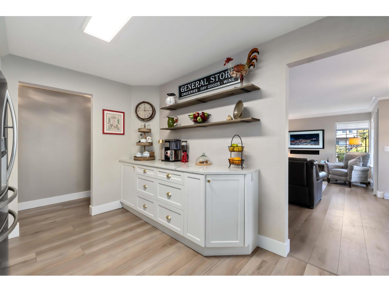 202 1488 MERKLIN STREET, White Rock