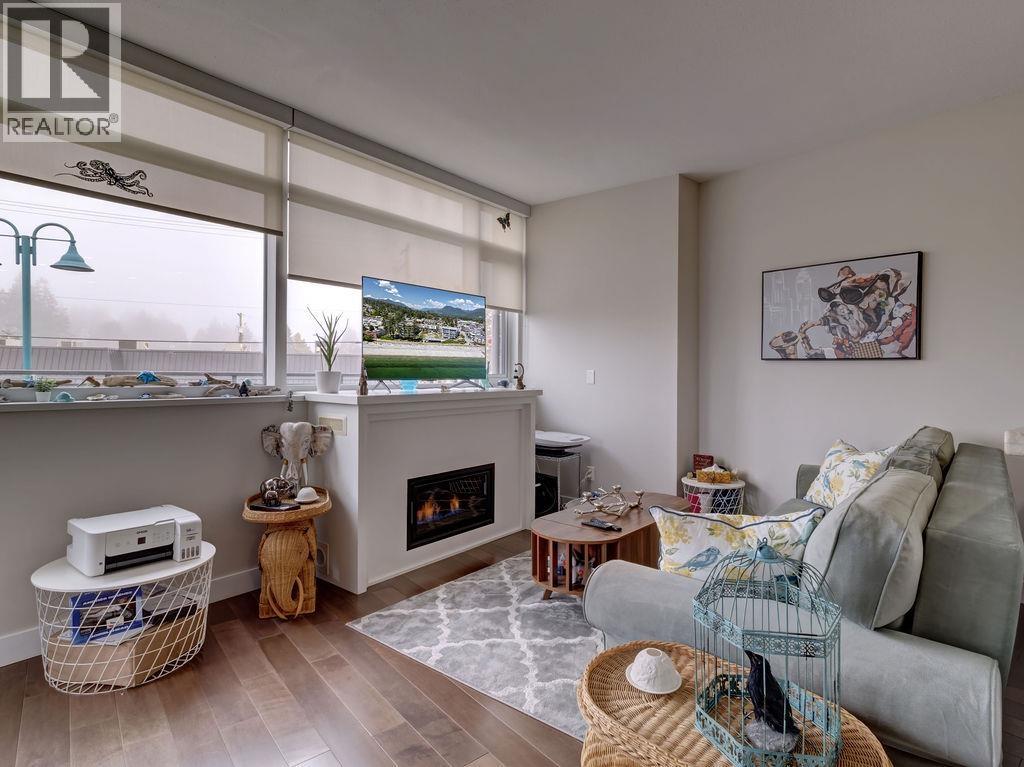 210 5725 TEREDO STREET, Sunshine Valley