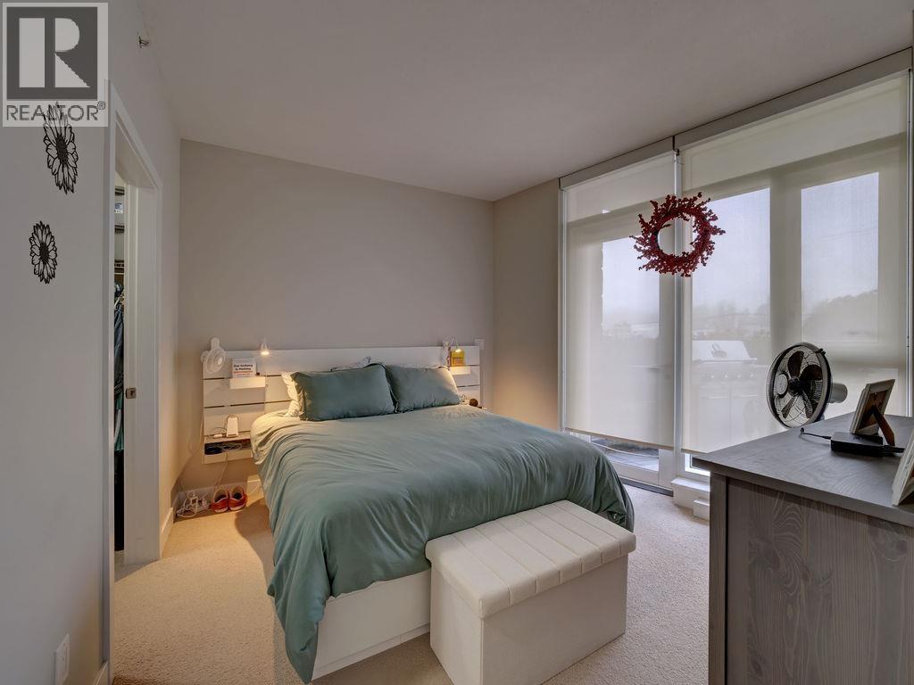 210 5725 TEREDO STREET, Sunshine Valley