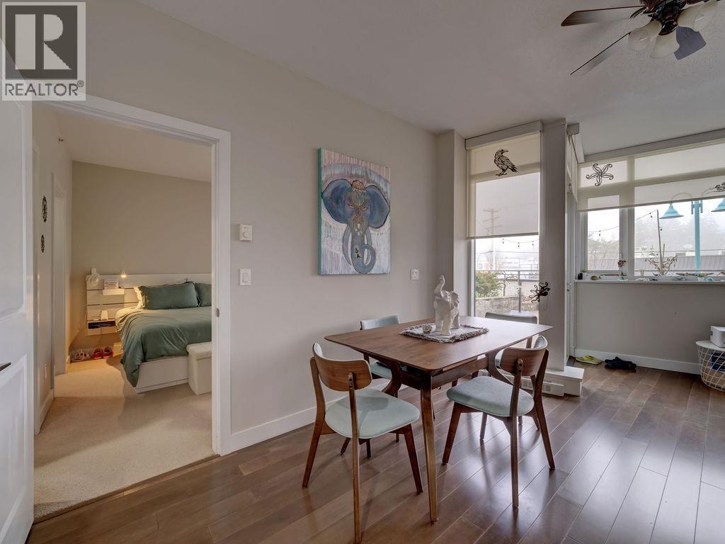 210 5725 TEREDO STREET, Sunshine Valley