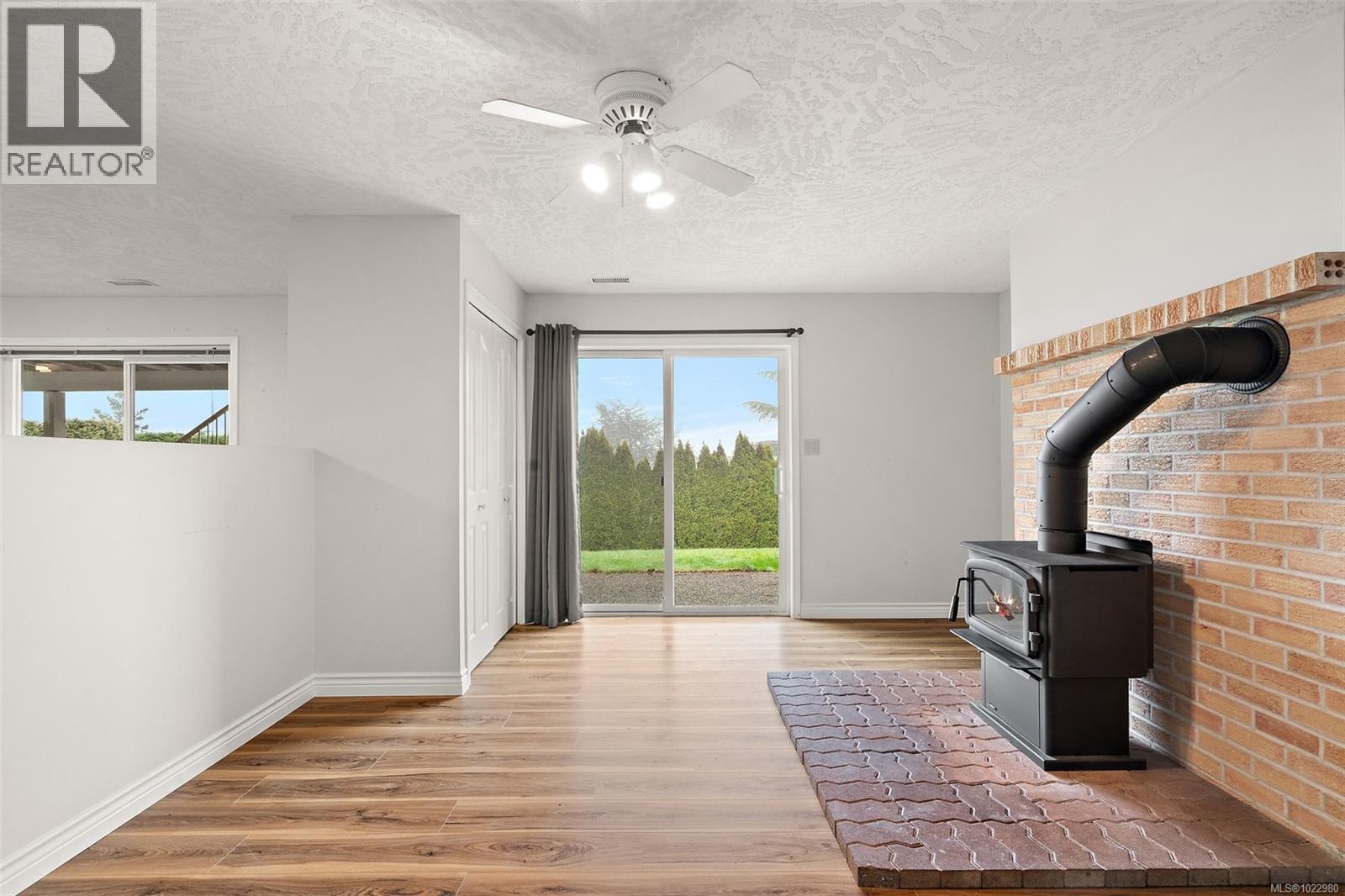  6533 Bella Vista Drive, Central Saanich