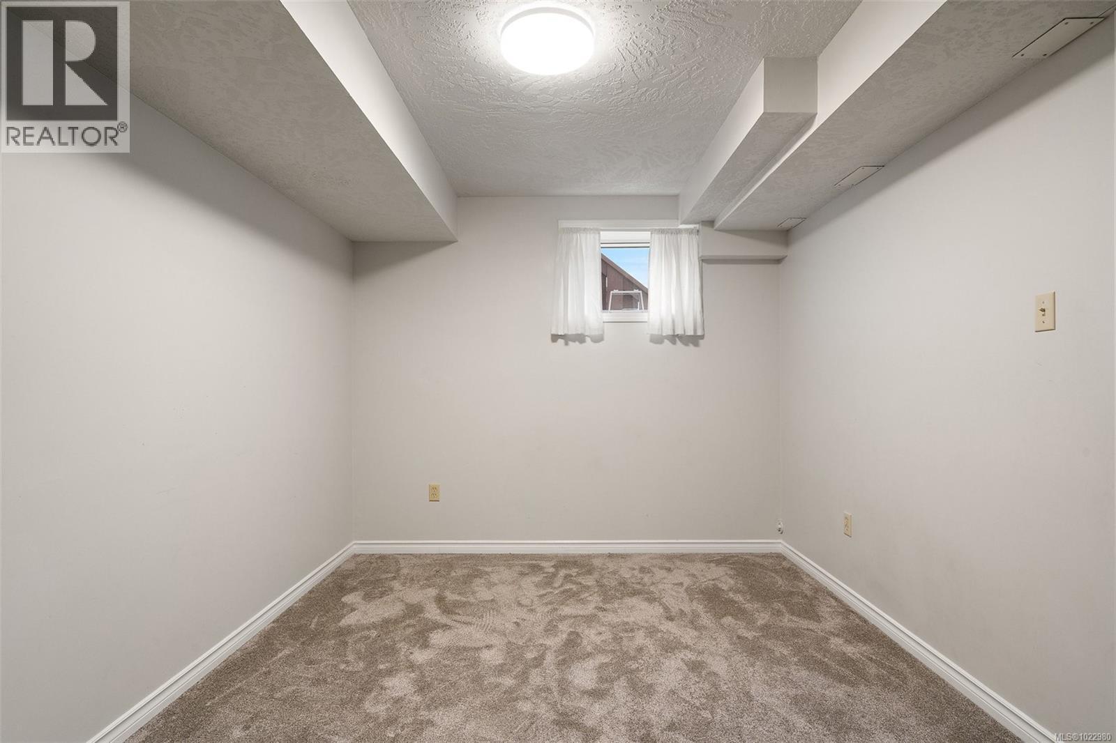  6533 Bella Vista Drive, Central Saanich