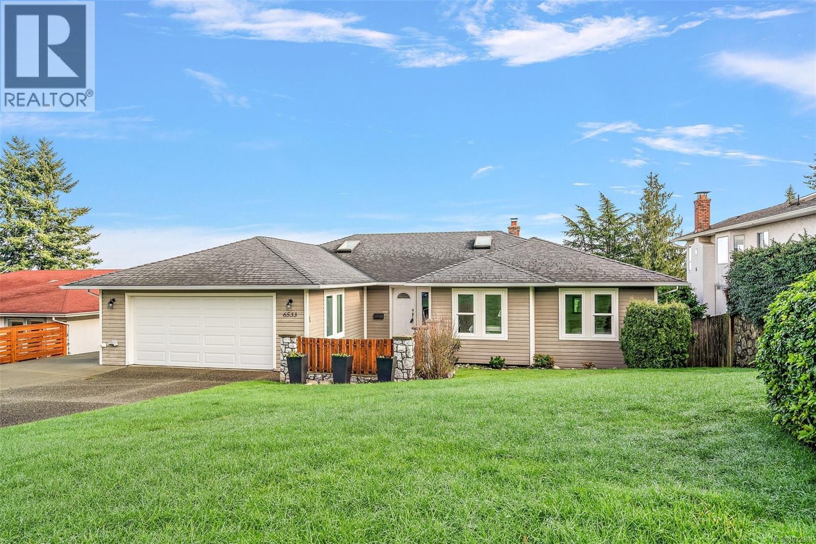  6533 Bella Vista Drive, Central Saanich