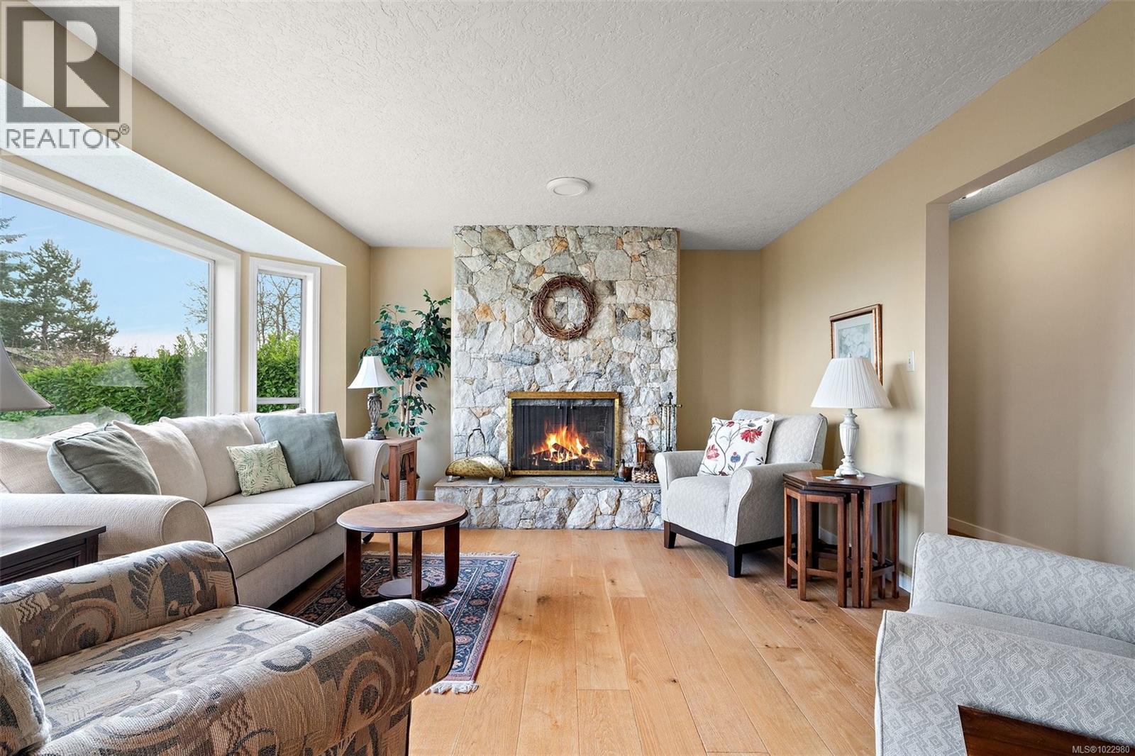  6533 Bella Vista Drive, Central Saanich