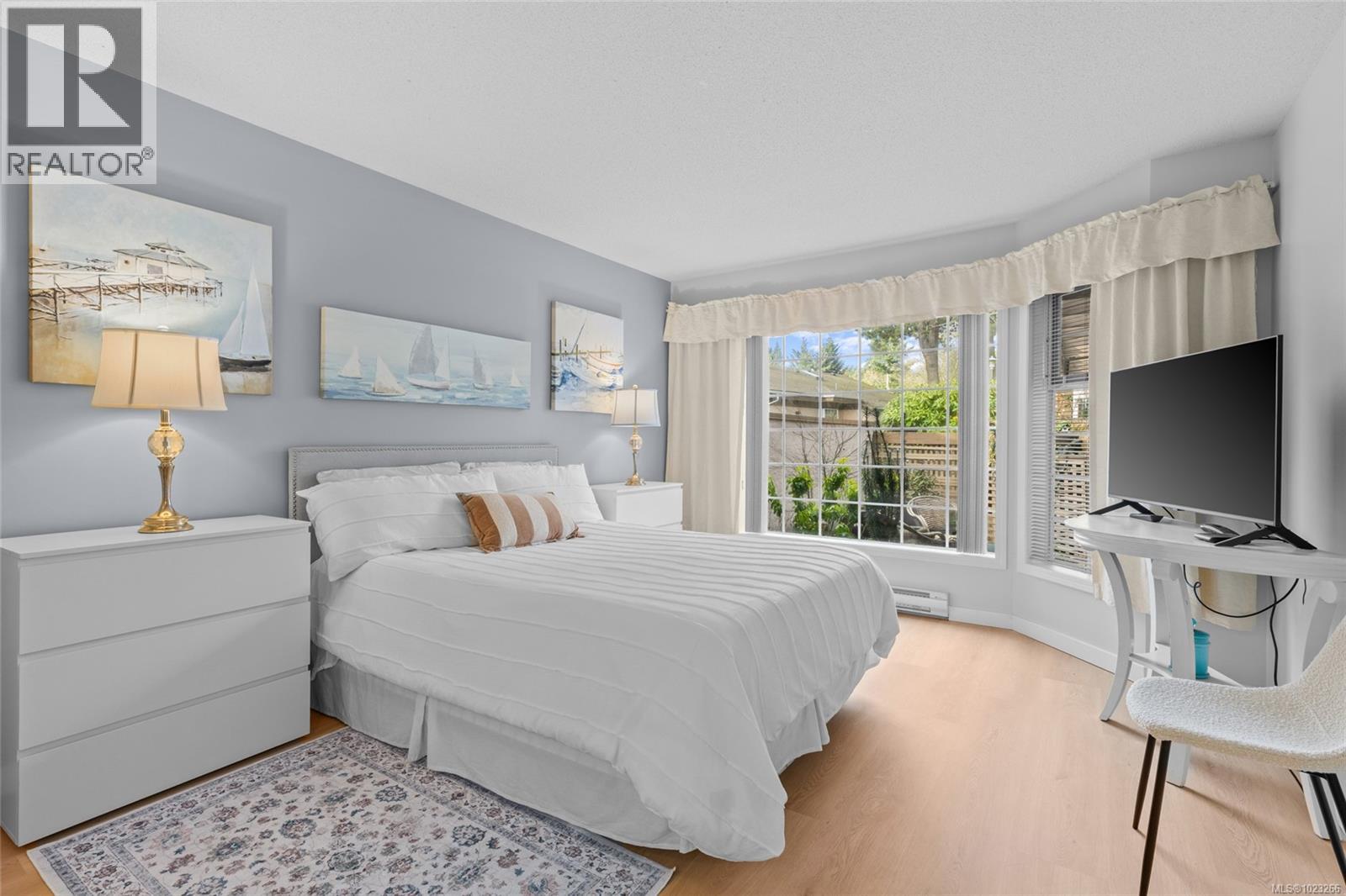 19 901 Kentwood Lane, Saanich